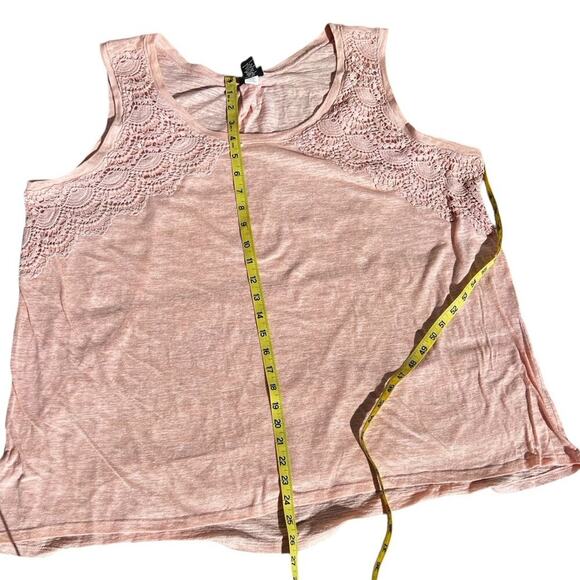 Torrid 4 (26) 4X women’s tank top with lace, peach - Picture 7 of 9